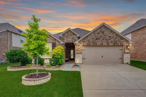941 Basket Willow Ter, Haslet, TX 76052