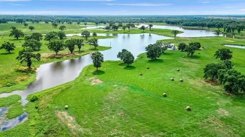 6995 Chickasaw Rd, Colbert, OK 74733 photo 9