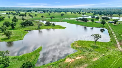 6995 Chickasaw Rd, Colbert, OK 74733