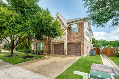 5526 Dearborn Ln, Garland, TX 75040