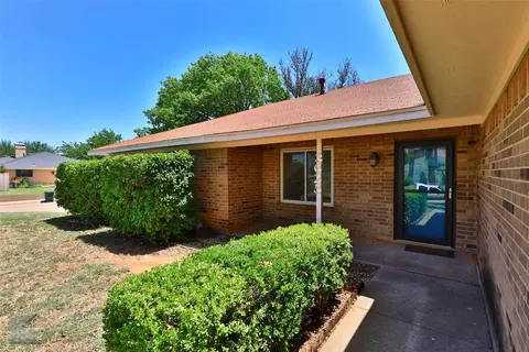 3625 Paint Brush Dr, Abilene, TX 79606