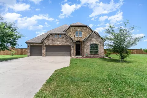 306 The Trails Dr, Blue Ridge, TX 75424