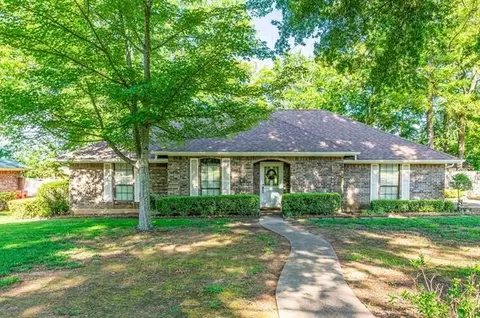 777 Pine Valley Dr, Reno, TX 75462
