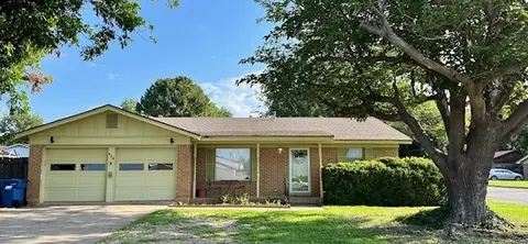 424 E S 1st St, Albany, TX 76430