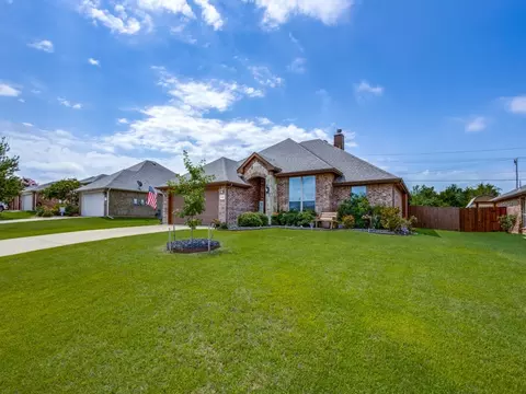 1117 Ethan Dr, Greenville, TX 75402