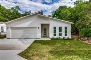 2046 Cool Mist Ln, Dallas, TX 75253
