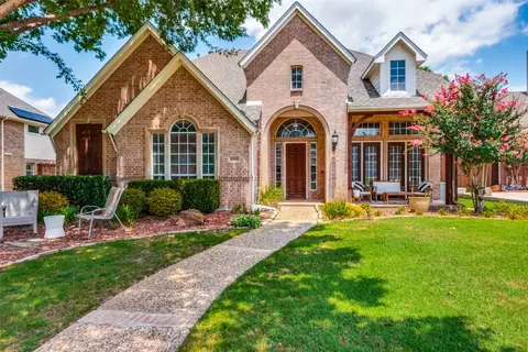 2509 Green Oak Dr, Carrollton, TX 75010