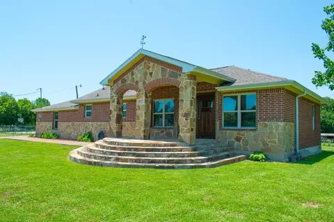 5975 Shannon Rd, Mesquite, TX 75181