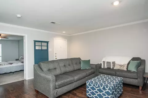 5805 Marvin Loving Dr #408, Garland, TX 75043