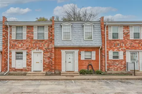 929 Roaring Springs Rd, Fort Worth, TX 76114