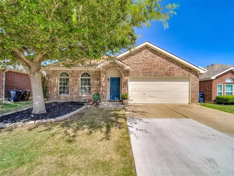 8836 Chaps Ave, Fort Worth, TX 76244