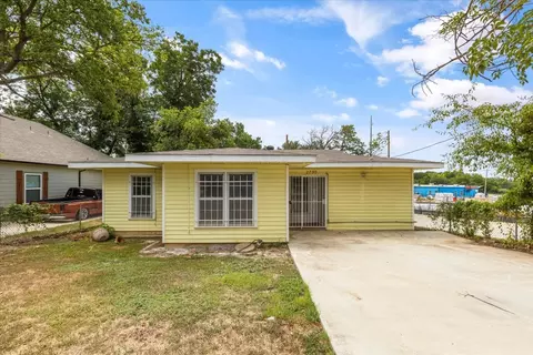 2700 Avenue I, Fort Worth, TX 76105