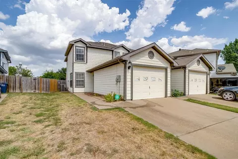 7506 Kings Trl, Fort Worth, TX 76133