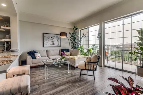 3225 Turtle Creek Blvd #1028, Dallas, TX 75219
