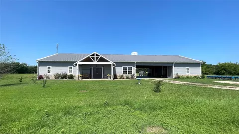 570 Fm 751, Wills Point, TX 75169