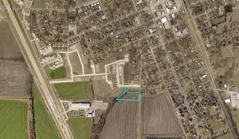 000 Kelly Ln, Van Alstyne, TX 75495