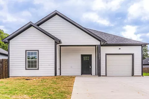 105 Frierson St, Waxahachie, TX 75165