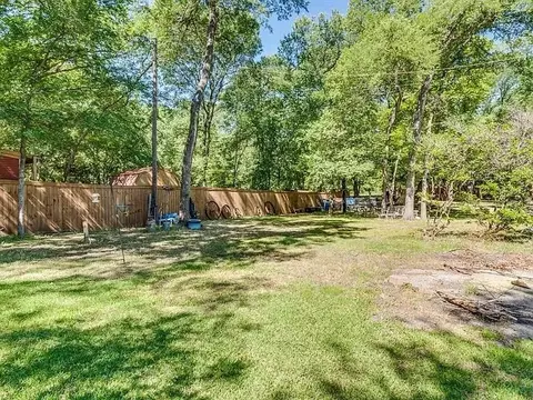 131 Royal Oak St, Alvarado, TX 76009