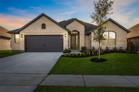 107 White Sands Ln, Forney, TX 75126