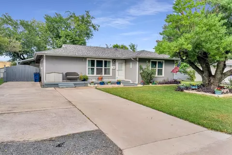 144 Lorna St, Burleson, TX 76028