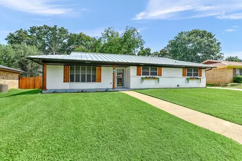 609 Stewart Ln, Sherman, TX 75092