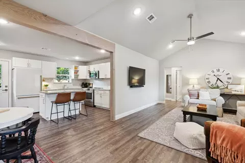 205 E 2nd St, Prosper, TX 75078 photo 9