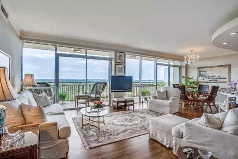 6211 W Northwest Hwy #2304, Dallas, TX 75225