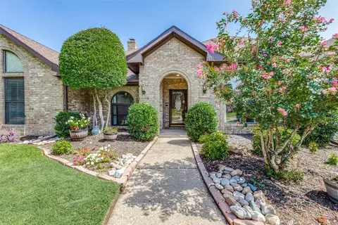 1537 Aylesbury Ln, Plano, TX 75075