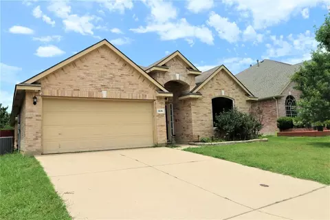 3515 Ponderosa Dr, Grand Prairie, TX 75052