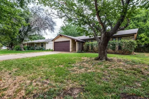 2420 Glacier St, Irving, TX 75062