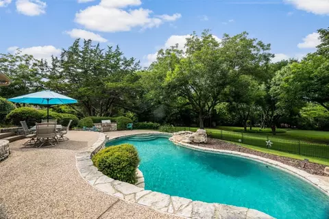 28 Trailridge Dr, Melissa, TX 75454