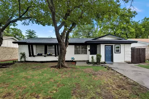 622 Moonlight Dr, Garland, TX 75040