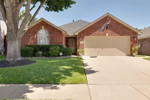 9045 Brushy Creek Trl, Fort Worth, TX 76118