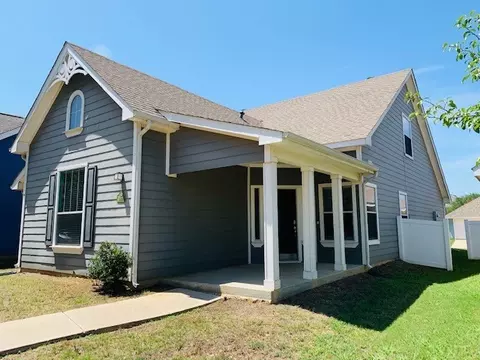 1401 Portsmouth Dr, Providence Village, TX 76227