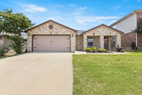 13800 Canyon Ranch Rd, Roanoke, TX 76262