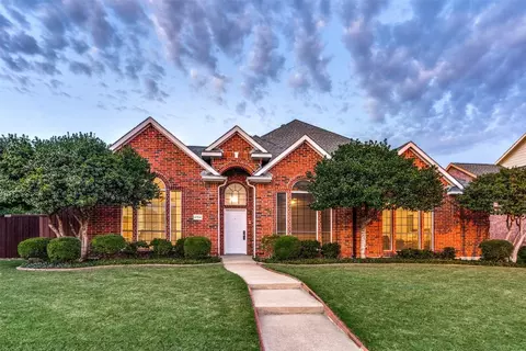 6704 Wickliff Trl, Plano, TX 75023
