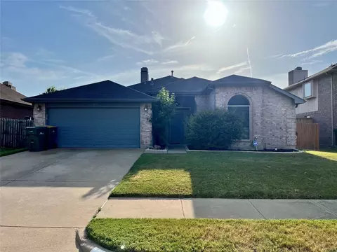 224 Armstrong Dr, Cedar Hill, TX 75104