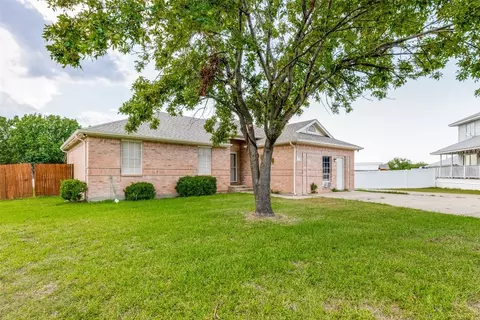 16 Venus Larue, Venus, TX 76084