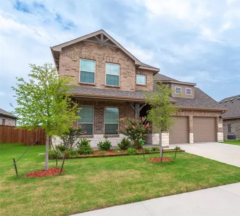 7308 Roaring Springs Rd, Arlington, TX 76002