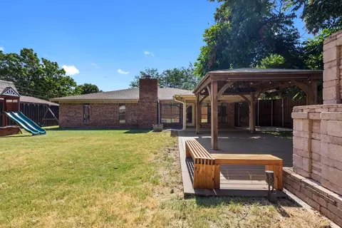 1209 Meadowview Dr, Euless, TX 76039 photo 31