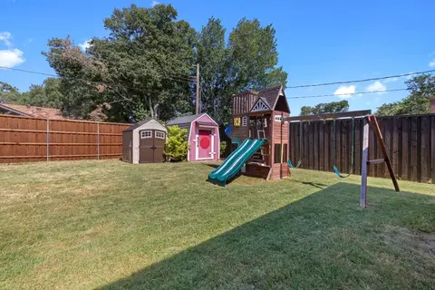 1209 Meadowview Dr, Euless, TX 76039 photo 32