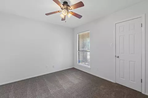 1209 Meadowview Dr, Euless, TX 76039 photo 24