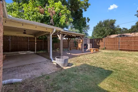 1209 Meadowview Dr, Euless, TX 76039 photo 33