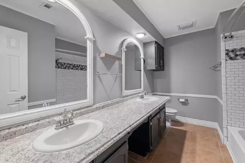 1209 Meadowview Dr, Euless, TX 76039 photo 27