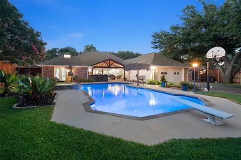 2320 Piedra Dr, Plano, TX 75023