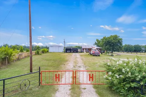 12690 Fm 17, Grand Saline, TX 75140