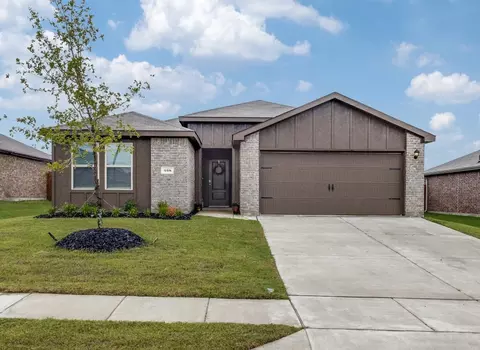 408 Chuck Wagon Dr, Royse City, TX 75189