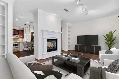 8616 Turtle Creek Blvd #206, Dallas, TX 75225