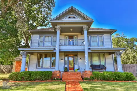 1505 Simms Ave, Cisco, TX 76437