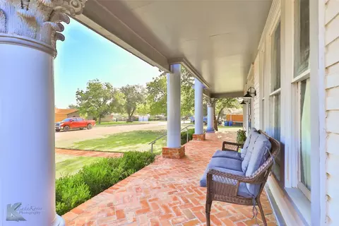1505 Simms Ave, Cisco, TX 76437 photo 4